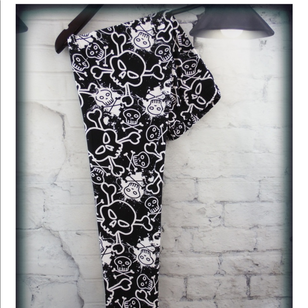 Skulls bundle leggings